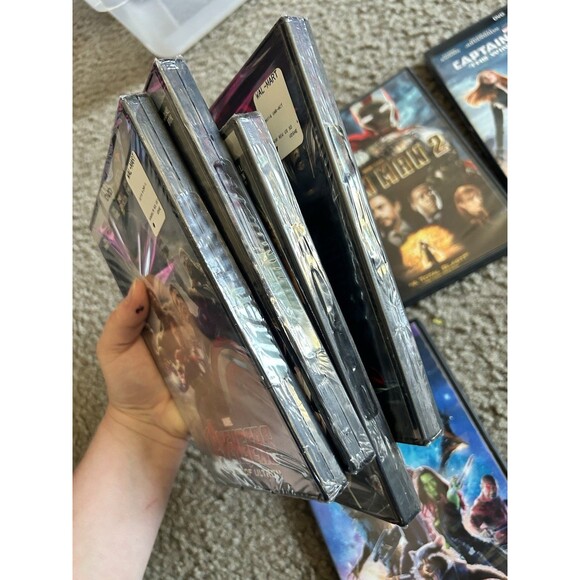 Marvel Avengers LARGE Movie Lot Captain America, Iron Man, Thor , Guardians &MOR - Picture 5 of 10